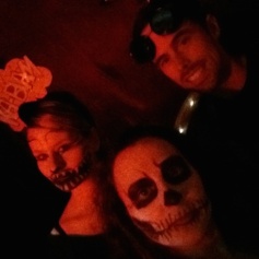 Halloween in Vancouver: Scary Trio (c) tanadia.com